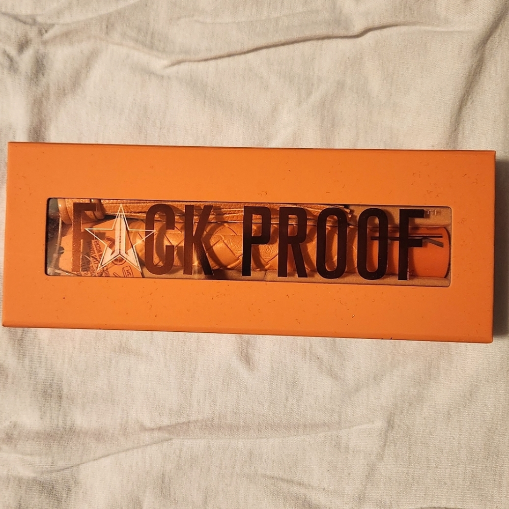 Jeffree Star Cosmetics - F*ck Proof Mascara in Blood orange
